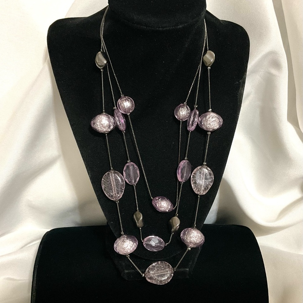 Lavender Acrylic Foiled Beads (New York)